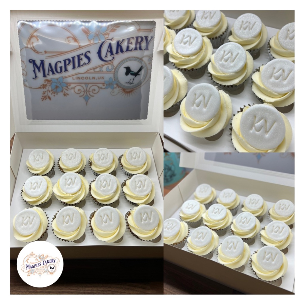 Personalised fondant initial cupcakes, Magpies Cakery, cake maker & decorator, Lincoln & Newark