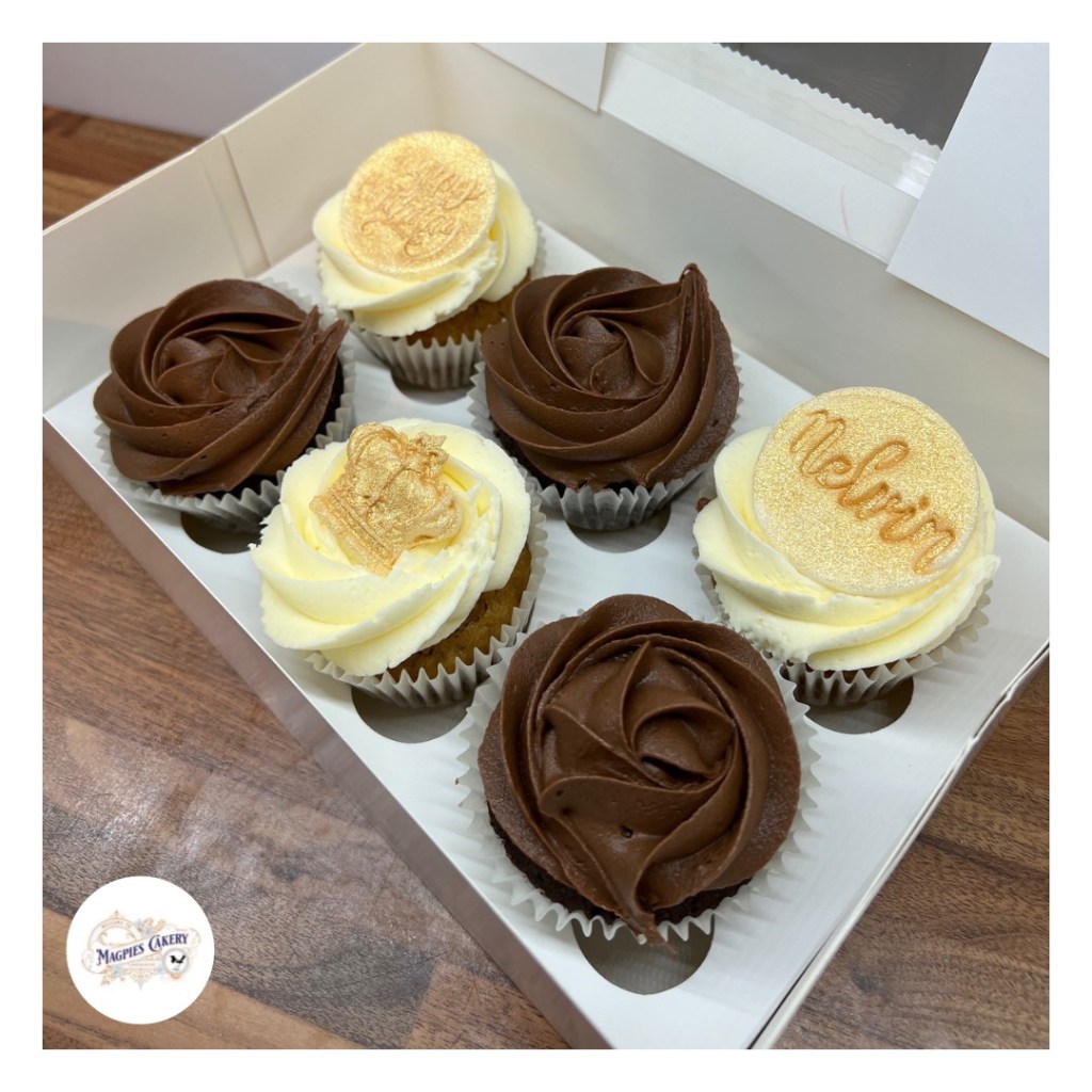 Gold personalised birthday cupcakes, Magpies Cakery, cake maker & decorator, Lincoln & Newark