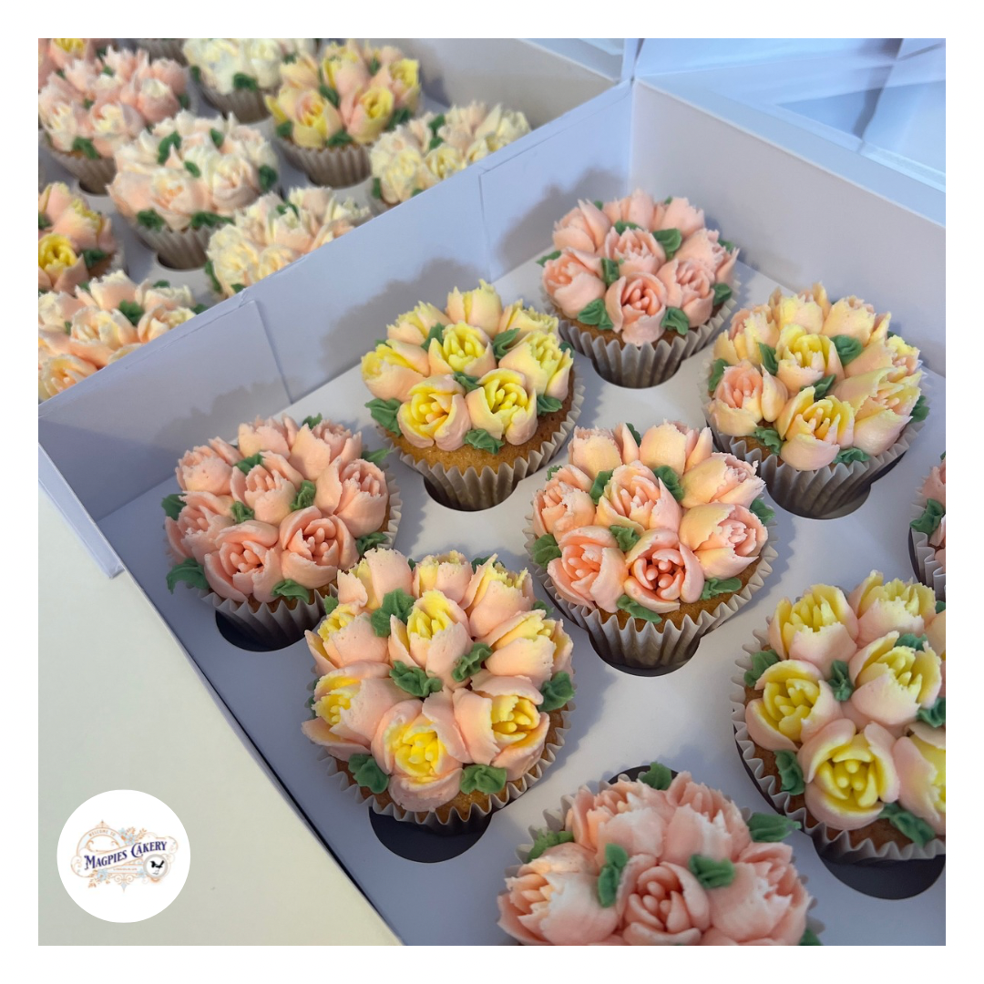 Floral inspired buttercream finish cupcakes. Magpies Cakery, cake maker & decorator, Lincoln & Newark UK
